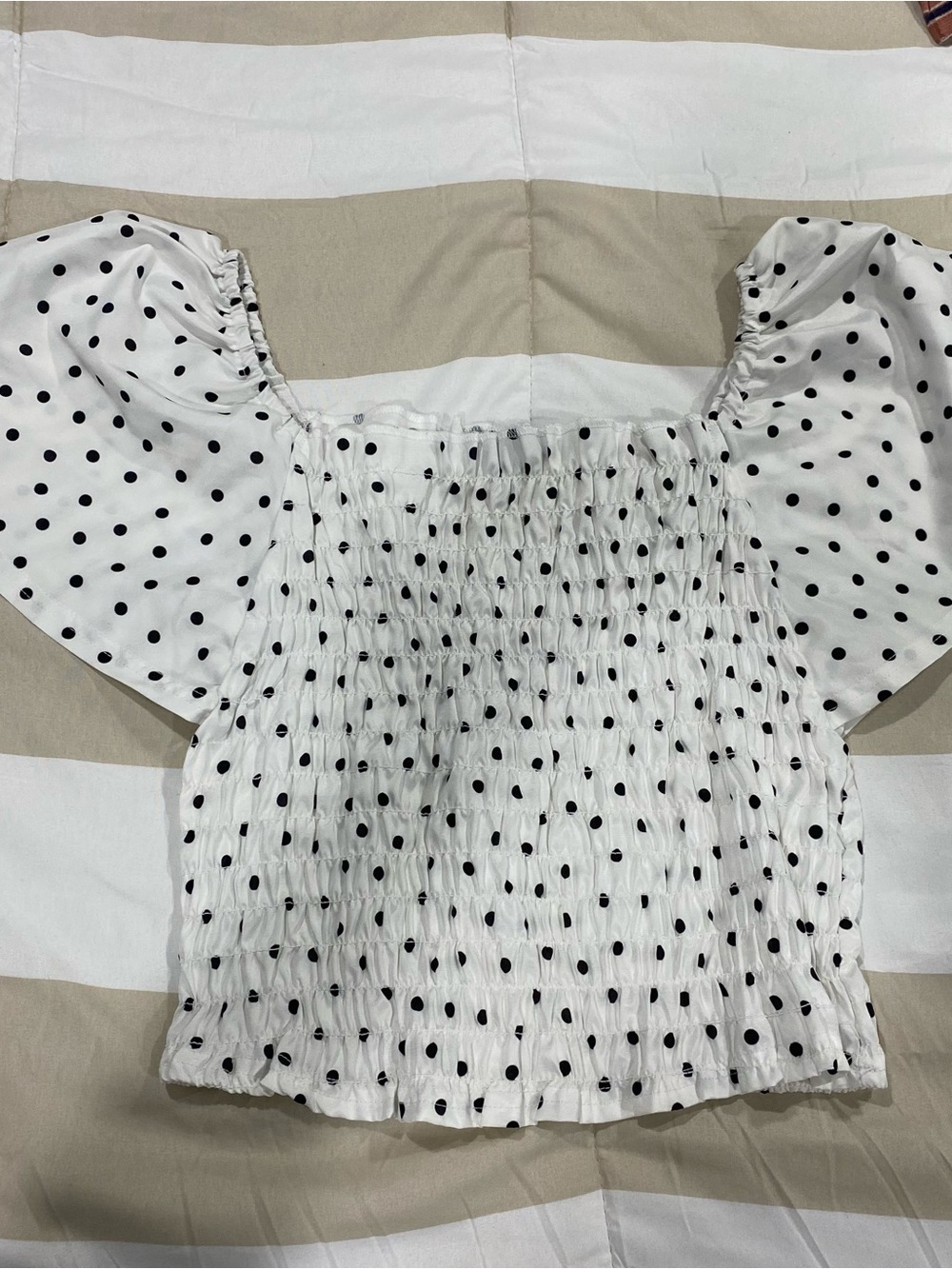 White Polka Dot Smocked Puff Sleeve Crop Top